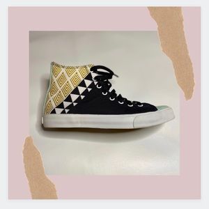 Inkkas Handcrafted Canvas Hightops (Style: Beck)